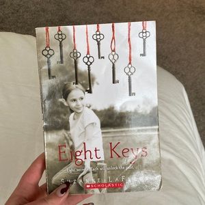 eight keys by suzanne lafleur